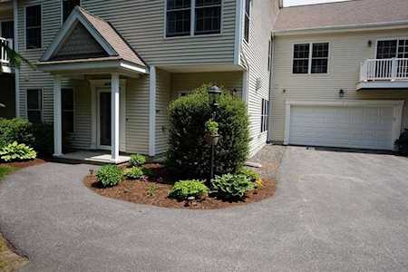 407 Diane Cir #407 Groveland, MA 01834