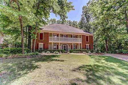 7823 Wood Glen Cv Memphis, TN 38016