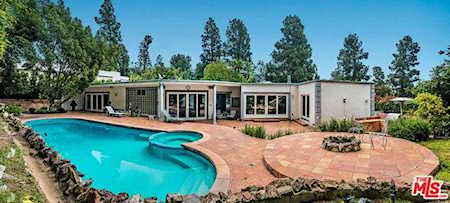 1043 Loma Vista Drive Beverly Hills, CA 90210