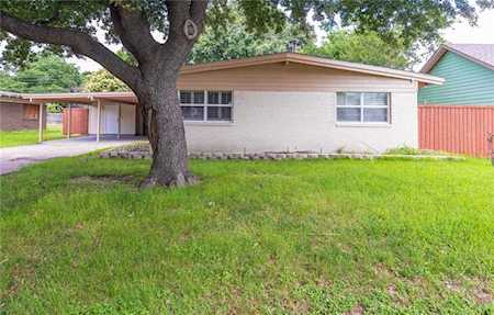 13569 Brookgreen Drive Dallas, TX 75240