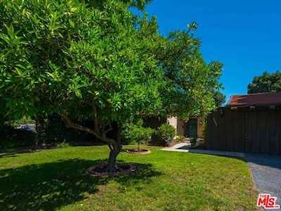 12604 Otsego Street Valley Village, CA 91607