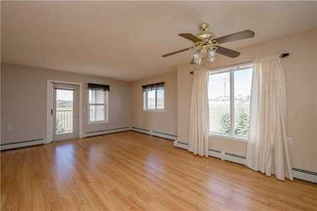 5000 Somervale Court SW #401 Calgary, AB T2Y 4M1