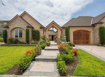 2752 Engel Drive Los Alamitos, CA 90720