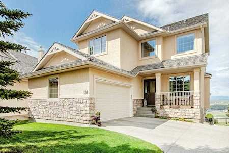 134 Gleneagles Landing Cochrane, AB T4C 1W3