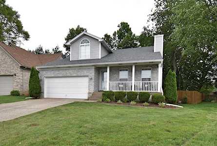 8600 Chelmer Ln Louisville, KY 40220