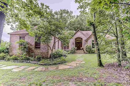 529 Forest Hill Irene Rd Cordova, TN 38018