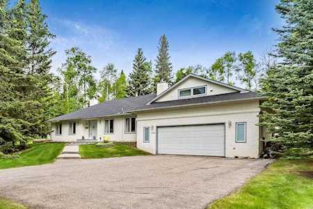 108 Sunrise Way Priddis Greens, AB T0L 1W3