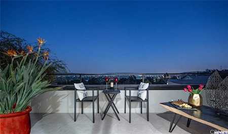 3717 Effingham Place Los Angeles, CA 90027
