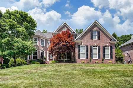 16015 Bridgehampton Club Dr Charlotte, NC 28277