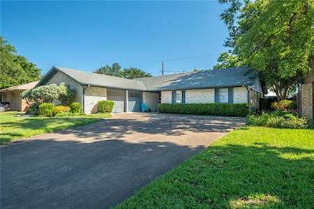 2712 Thrushwood Dr #A Austin, TX 78757