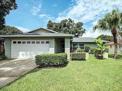 2332 Hawthorne Drive Clearwater, FL 33763