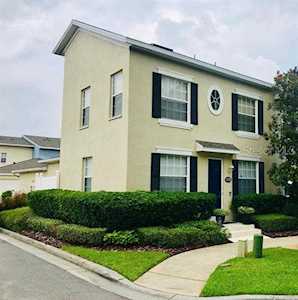 13138 Center Square Drive Orlando, FL 32828