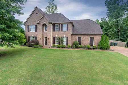 4612 S Ravencrest Cv Bartlett, TN 38135
