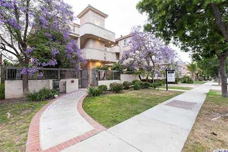 400 Cameron Place #105 Glendale, CA 91207