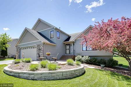1677 Thornhill Court Woodbury, MN 55125
