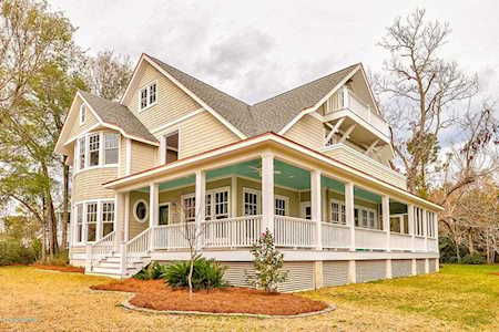 1819 Register Lane Wilmington, NC 28411