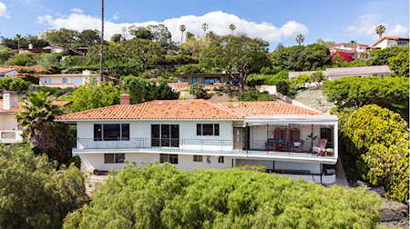 149 Loma Media Rd Santa Barbara, CA 93103