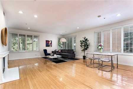 117 N Gale Drive #206 Beverly Hills, CA 90211