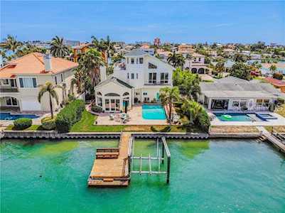 11205 E 8Th Street Treasure Island, FL 33706