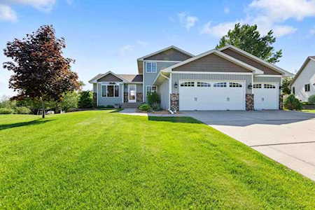 3384 White Oaks Lane Woodbury, MN 55125
