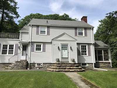 246 W Main St Millbury, MA 01527
