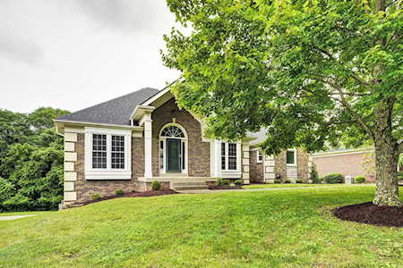 4105 Cliffs Edge Ln Louisville, KY 40241