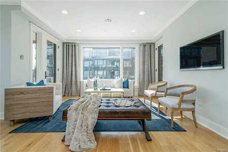 45 Hudson View Way #300 Greenburgh, NY 10591