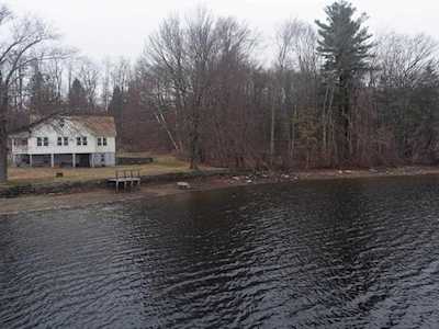 10 Jacques Pkwy Millbury, MA 01527