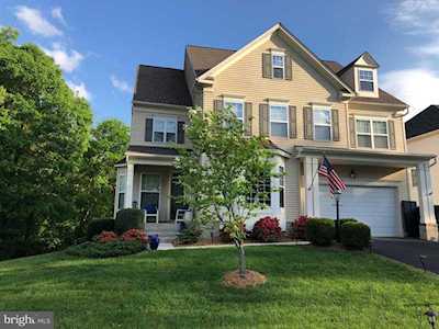 3701 Expedition Dr Triangle, VA 22172