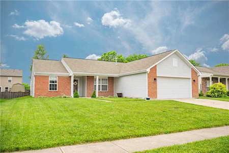 2854 Limber Pine Drive Whiteland, IN 46184