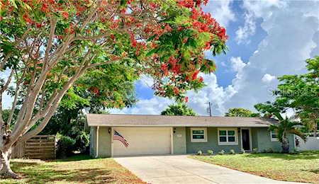 2933 Upper Tangelo Drive Sarasota, FL 34239
