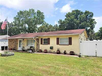 8372 Jacaranda Avenue Seminole, FL 33777