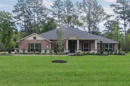 30810 Spring Lake Tomball, TX 77375