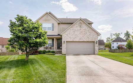 1602 Keever Ct Louisville, KY 40245
