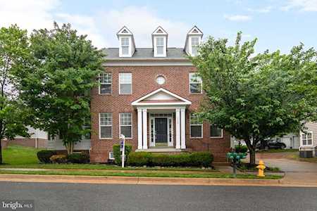 10008 Pentland Hills Way Bristow, VA 20136
