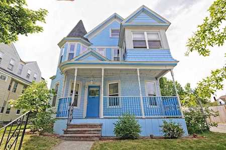 62 June St Worcester, MA 01602