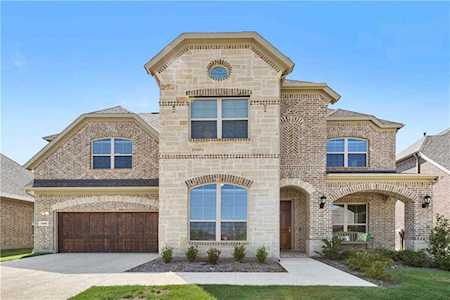 9100 Sandhills Drive Lantana, TX 76226