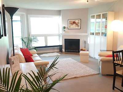 607 E 8th Avenue #203 Vancouver, BC V5Y 1T2