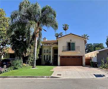 15148 La Maida Street Sherman Oaks, CA 91403