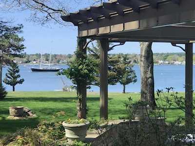 95 Allens Point Marion, MA 02738