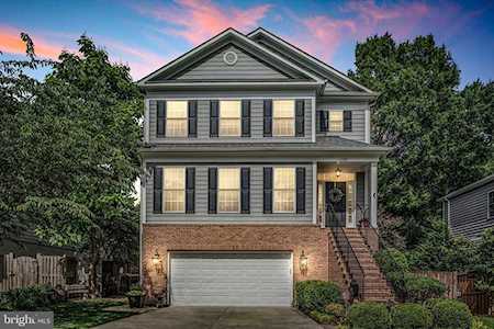 409 Frederick St Arlington, VA 22203