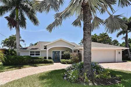 18148 Cutlass Dr Fort Myers Beach, FL 33931