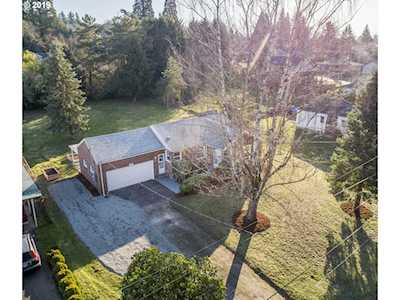 15110 SE Kronberg Ave Milwaukie, OR 97267