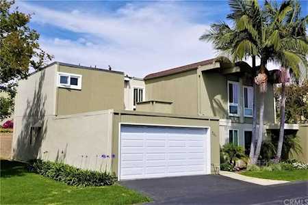 364 Lourdes Lane Costa Mesa, CA 92627