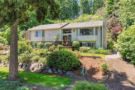 206 66th Ave NE Tacoma, WA 98422