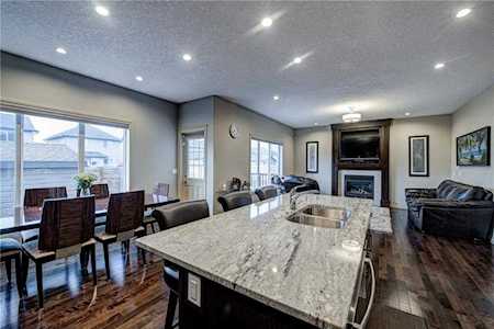 60 Baywater Court SW Airdrie, AB T4B 0A9