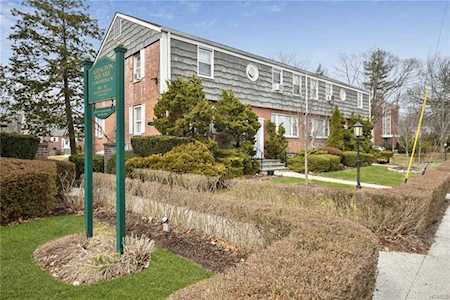 905 Palmer Ave #5B1 Mamaroneck, NY 10543