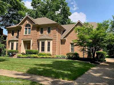 903 Persimmon Way Louisville, KY 40242