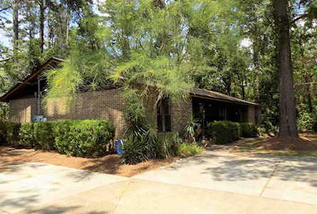 2327 Barcelona Ct Tallahassee, FL 32311