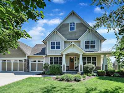 10893 Bentwater Lane Woodbury, MN 55129